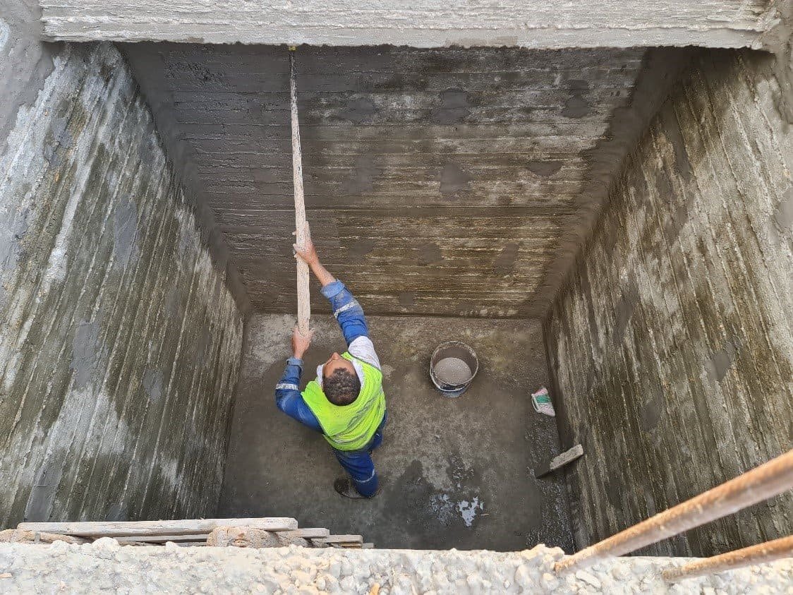 عزل خزانات وحمامات