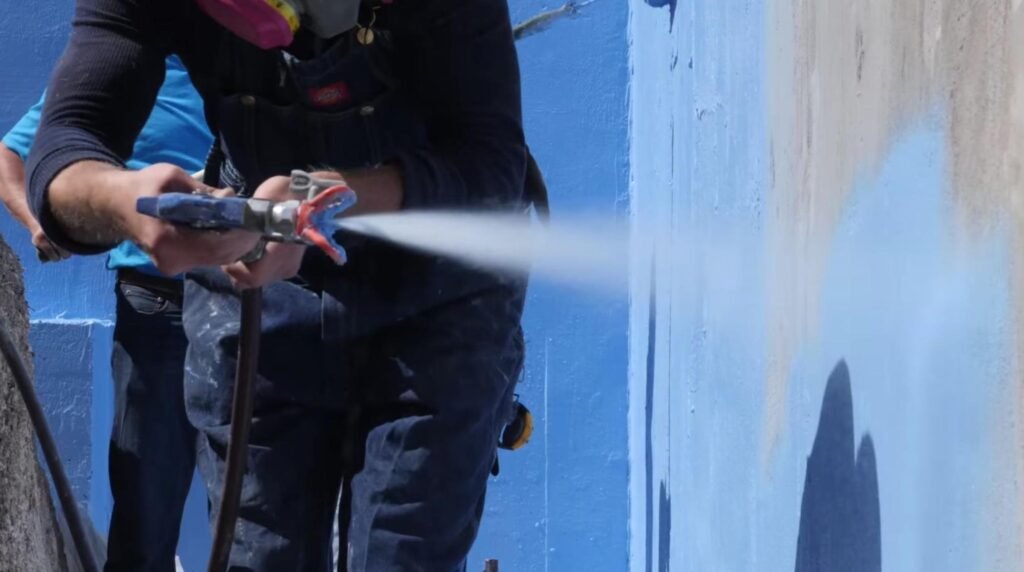 صورة طبقات العزل المدفون يوضح طبقات العزل المدفون للأساسات وقواعد الأبنية"
